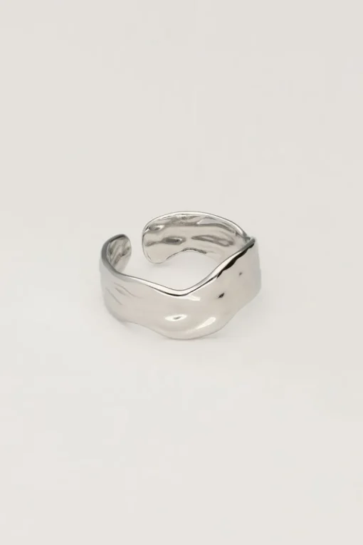 Statement Ring Met Wave