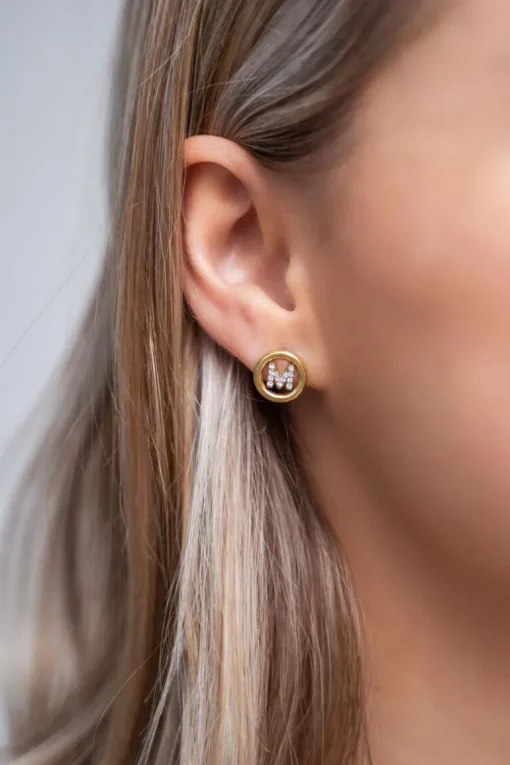 Studs Met Initial Van Strass