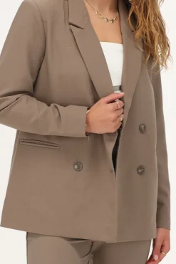 Taupe Blazer Met Dubbele Knopen
