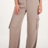 Taupe Cargo Wide Leg Met Satijnen Look