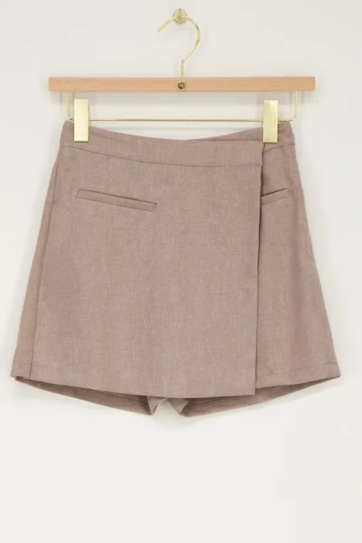 Taupe Skort Met Overslag
