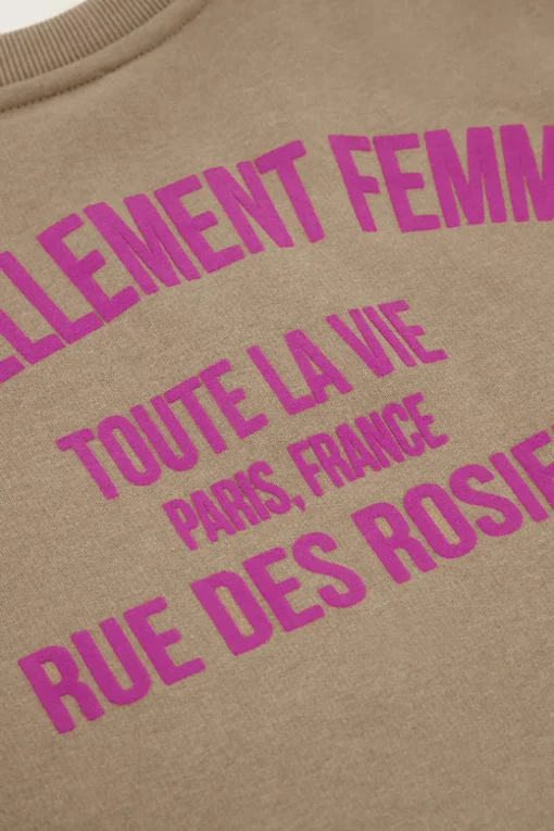 Taupe Sweater "Éternellement Femme"