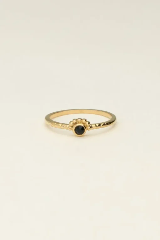 Universe Ring Met Klein Zwart Steentje