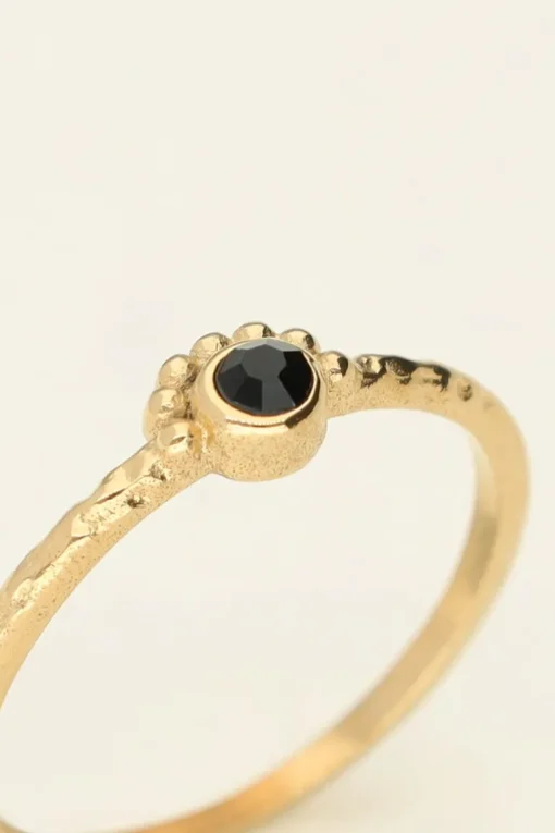 Universe Ring Met Klein Zwart Steentje