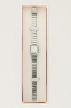 Vierkant Horloge Met Horizontale Schakels
