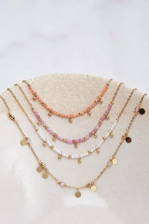 Vintage Ketting Met Roze Kralen & Bolletjes