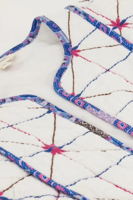 Wit Gilet Met Blauw En Roze Embroidery