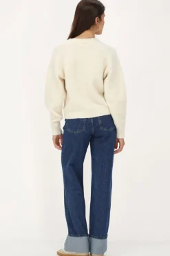 Wit Knitted Vestje Met Rozen Knopen