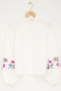 Witte Blouse Met Blauwe Kralen Bloemen