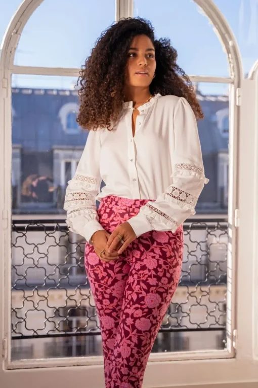 Witte Blouse Met Kanten Details