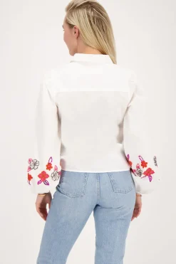 Witte Blouse Met Roze Kralen Bloemen
