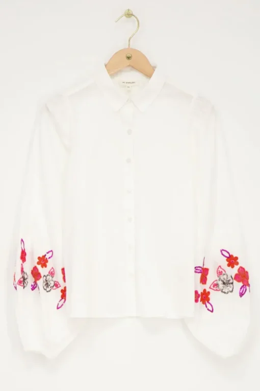 Witte Blouse Met Roze Kralen Bloemen