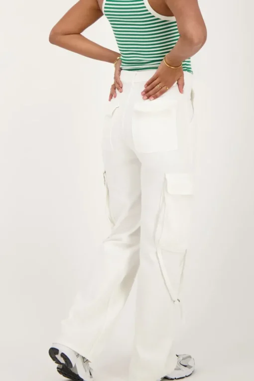 Witte Jeans Met Cargo Zakken
