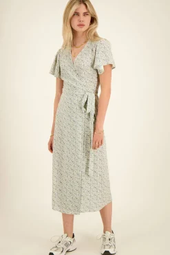 Witte Midi Wikkeljurk Met Blauwe Bloemenprint