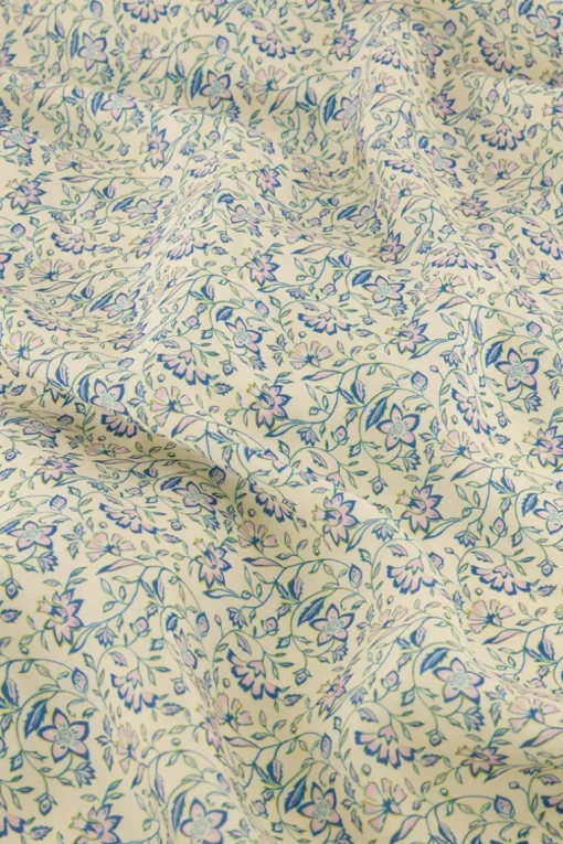 Witte Midi Wikkeljurk Met Blauwe Bloemenprint