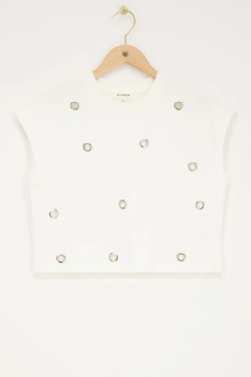 Witte Mouwloze Top Met Sierringen