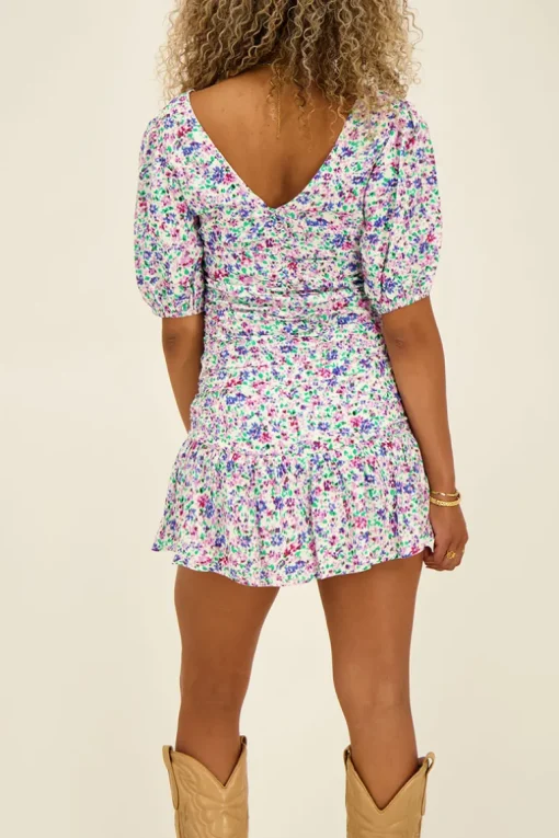 Witte Top Met Blauwe Bloemenprint & Plooien