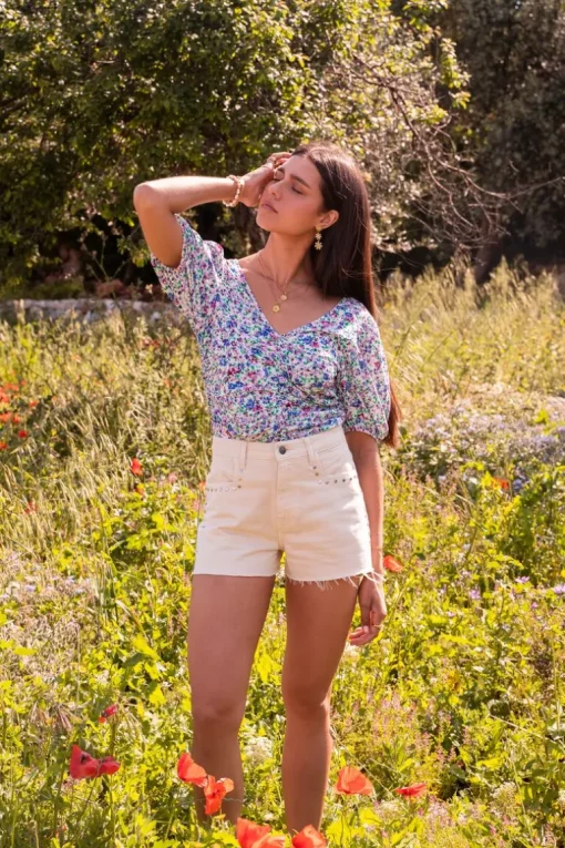 Witte Top Met Blauwe Bloemenprint & Plooien