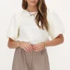 Witte Top Met Gepofte Mouwen