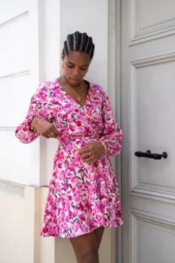 Witte Wikkeljurk Met Roze Bloemenprint