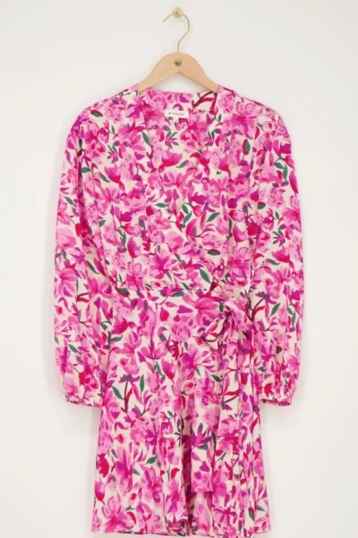 Witte Wikkeljurk Met Roze Bloemenprint
