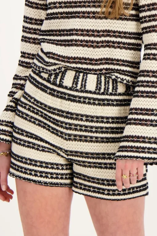 Zwart En Beige Short Crochet