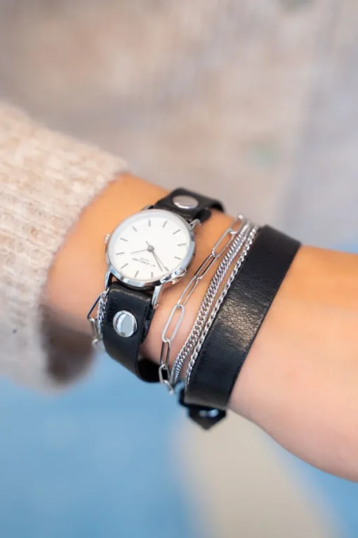 Zwart Horloge Met Dubbele Band