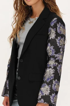 Zwarte Blazer Met Jacquard Mouwen
