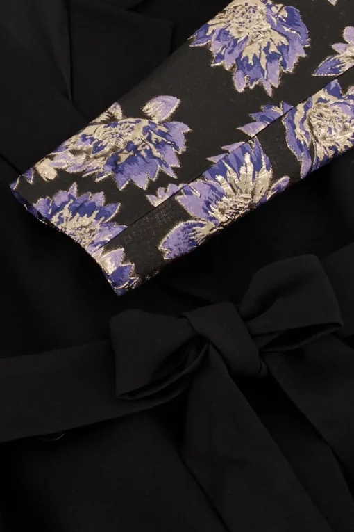 Zwarte Blazerjurk Met Jacquard Mouwen