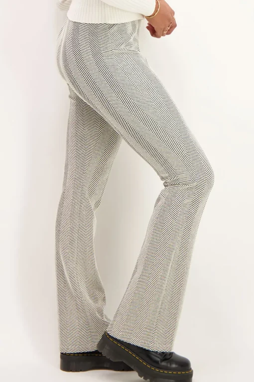 Zwarte Flared Broek Met Wit Patroon