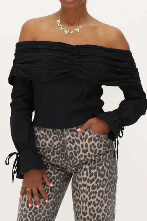 Zwarte Off-shoulder Top Met Structuur