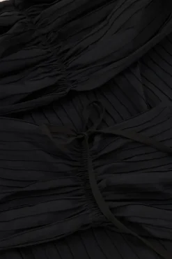 Zwarte Off-shoulder Top Met Structuur
