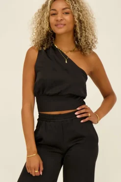 Zwarte One Shoulder Top Satijnen Look