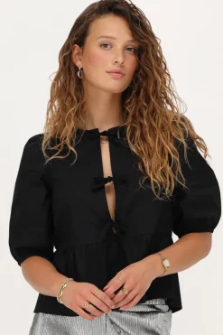 Zwarte Top Met Strikjes En Pofmouwen