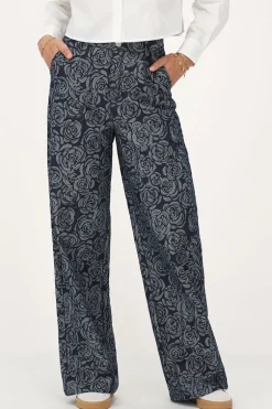 Blauwe Denim Jeans Met Rozen