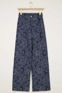 Blauwe Denim Jeans Met Rozen