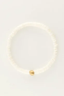 Equal Armband Met Witte Platte Kralen